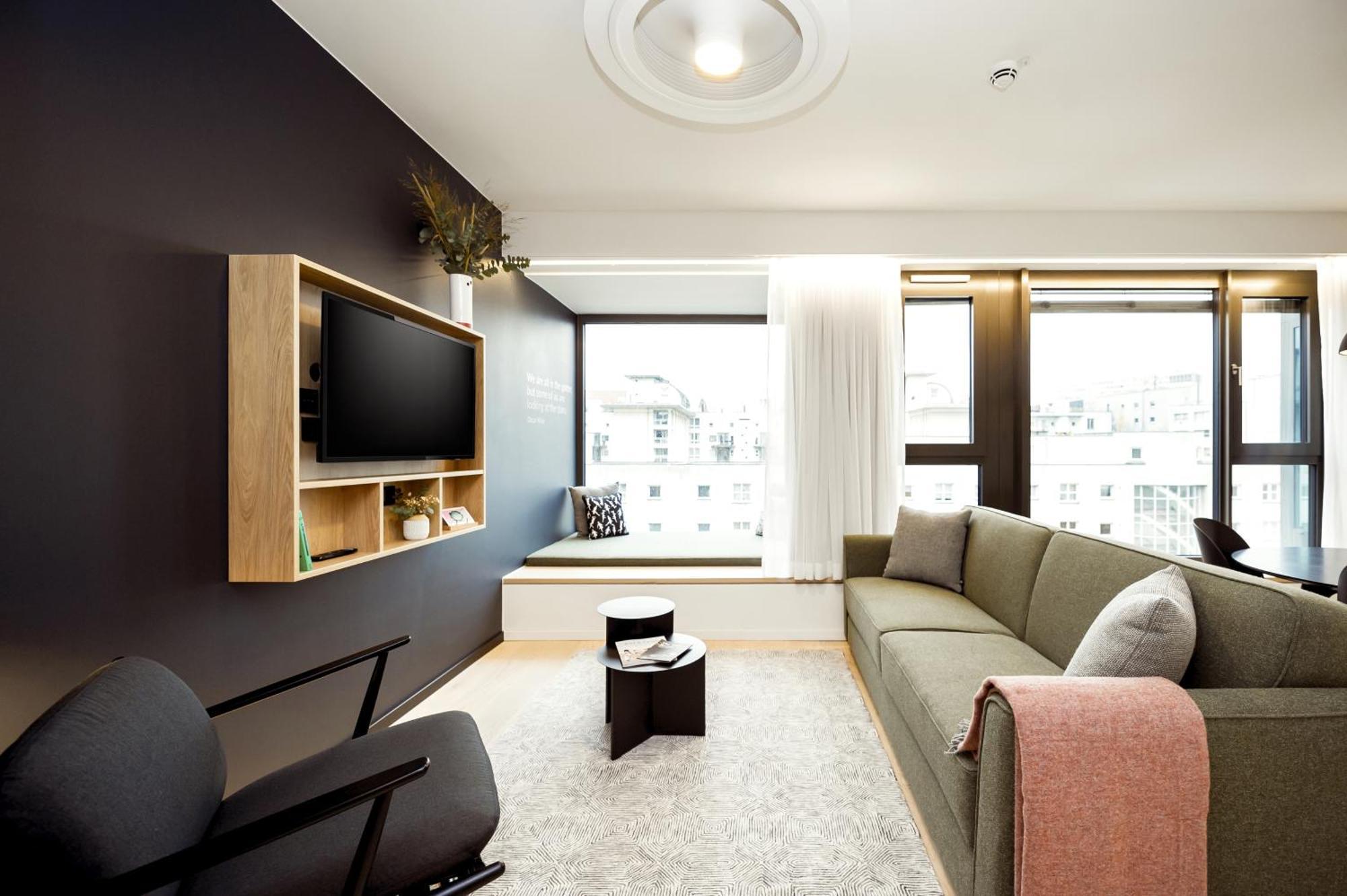 Wilde Aparthotels Berlin, Checkpoint Charlie Oda fotoğraf